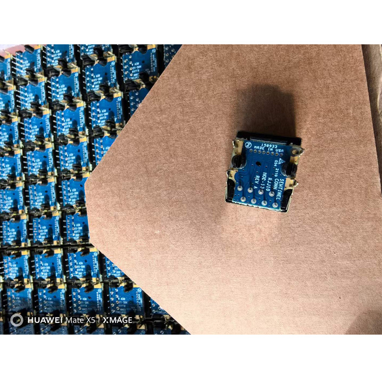 RJ45-2.jpg RJ45-2.jpg